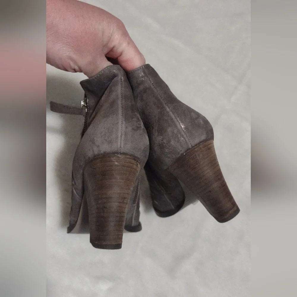 Paul Green Gray Ankle Booties with Slouchy Style
